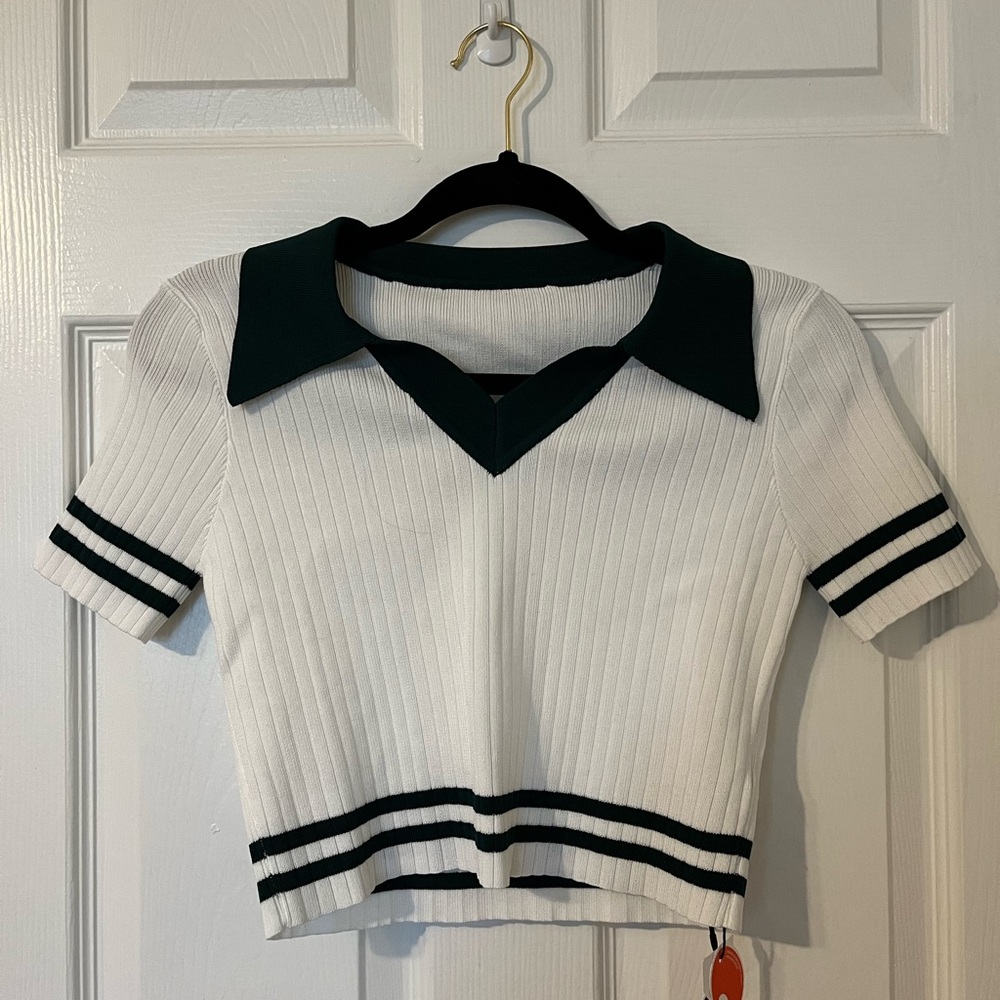 Rib Knit Contrasting Crop Tee